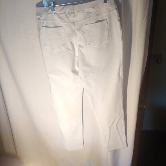 "Mod-o-doc Easy Breezy Pull-On Pants" - Picture 2 of 3
